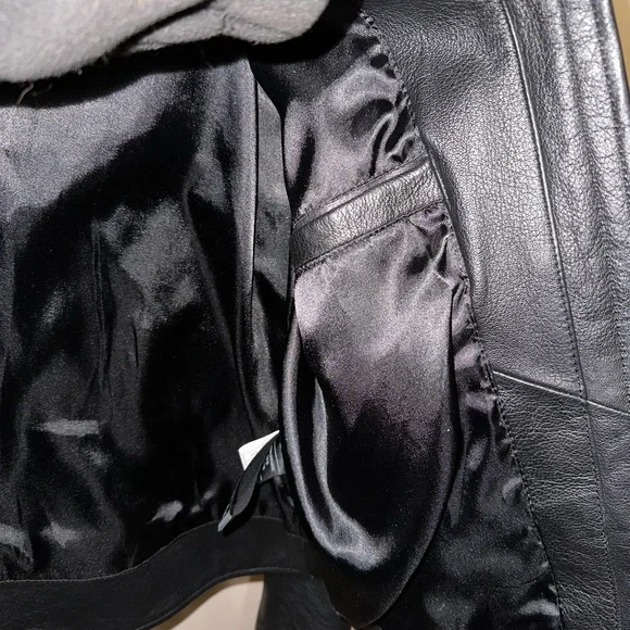 Harley Davidson leather riding jacket women’s medium with rose motif - Picture 4 of 11